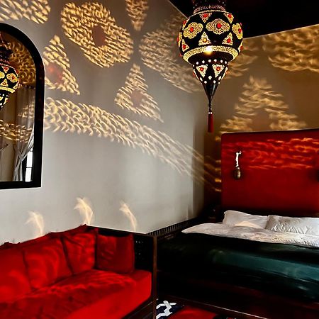 Riad Tizwa Fez Bagian luar foto