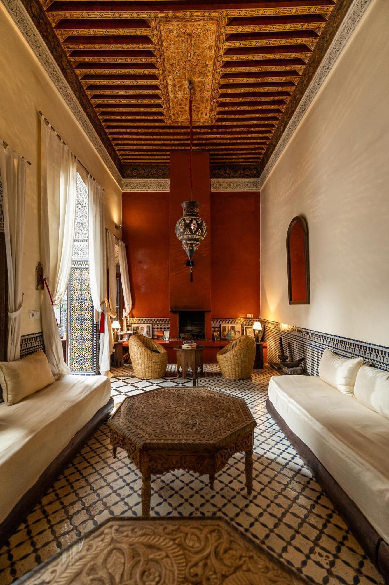 Riad Tizwa Fez Bagian luar foto