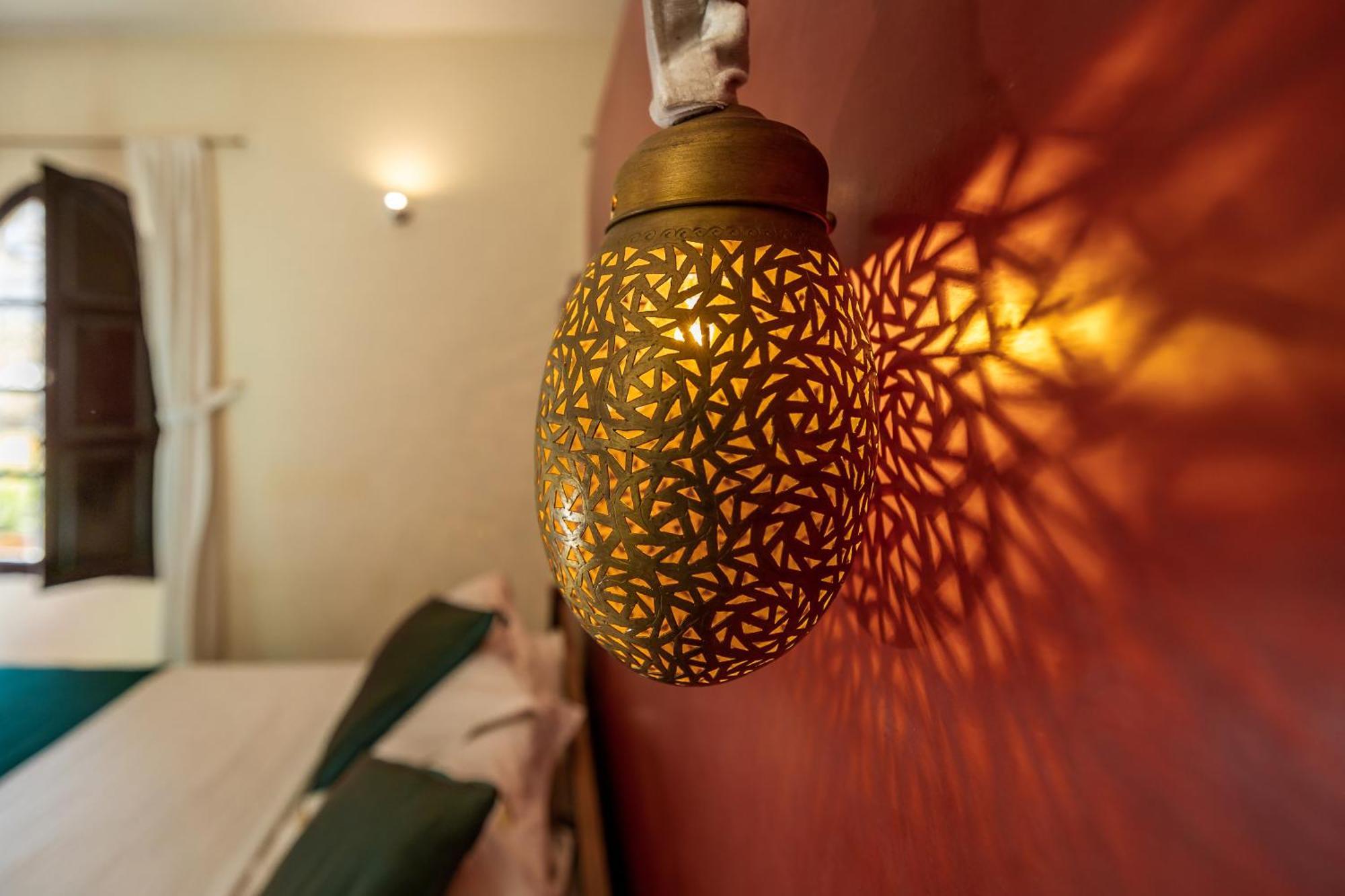 Riad Tizwa Fez Bagian luar foto