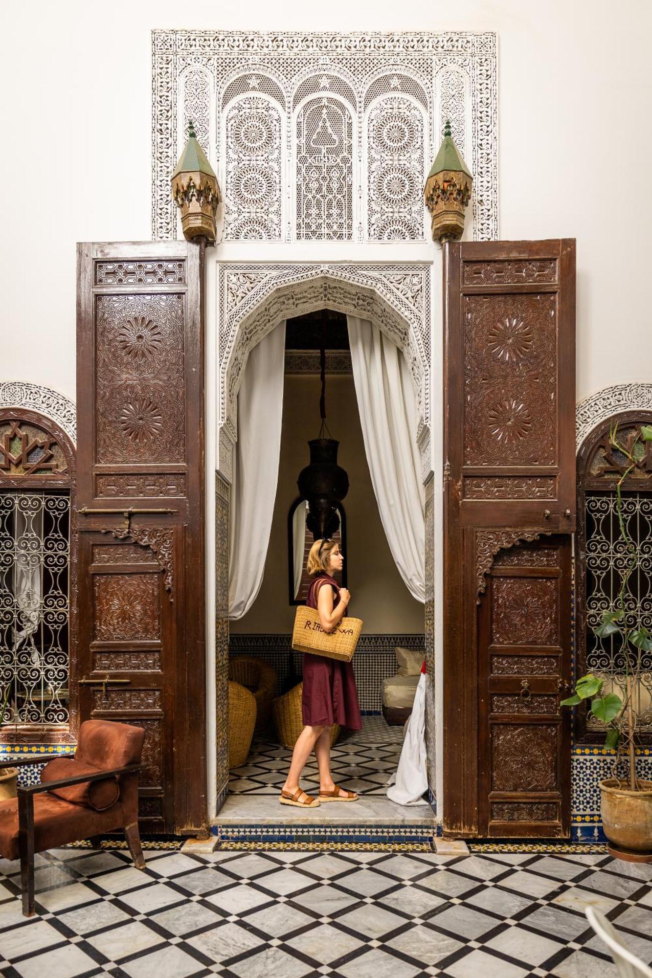 Riad Tizwa Fez Bagian luar foto