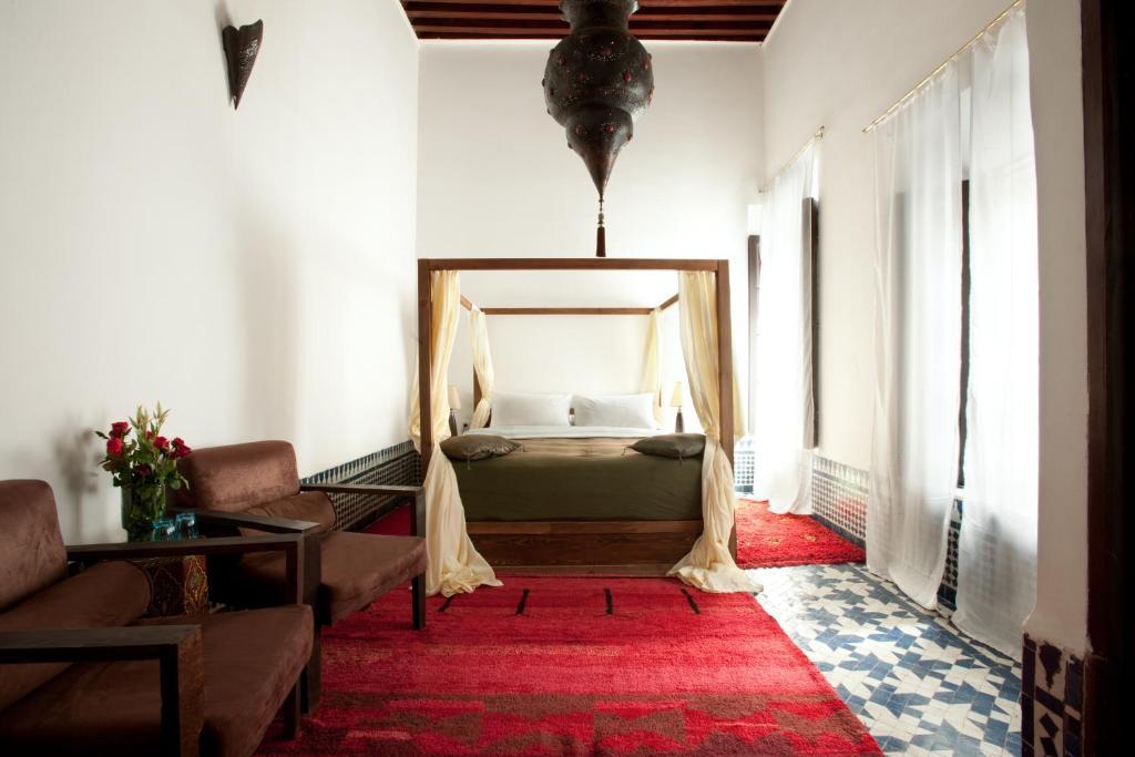 Riad Tizwa Fez Bagian luar foto