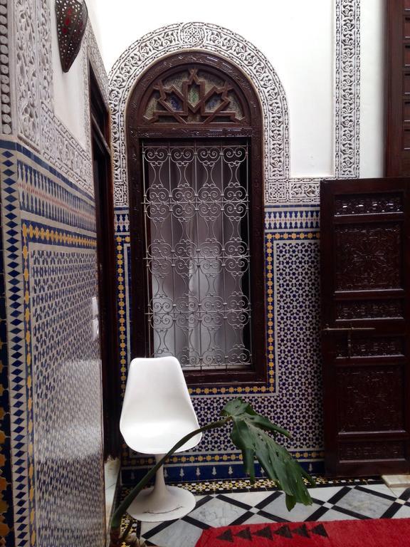 Riad Tizwa Fez Bagian luar foto